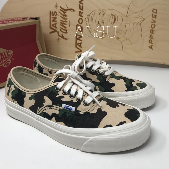 Vans Shoes - VANS Anaheim Factory Camo W AUTHENTIC